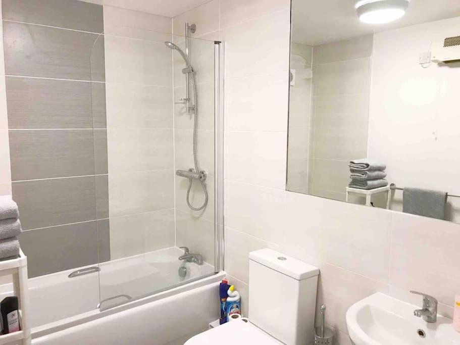 Stylish 2bedroom With Free Parking * Liverpool