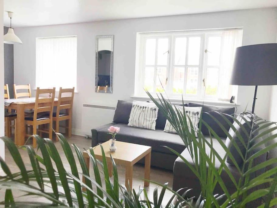 Apartment Stylish 2bedroom With Free Parking