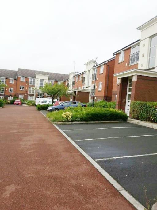 Stylish 2bedroom With Free Parking Apartment Liverpool