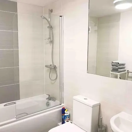Central Stylish 2Bedroom Apt With Free Parking Liverpool Exterior photo